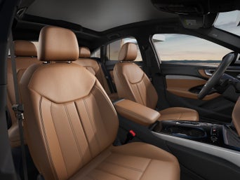 Vue des sièges avant d’un Audi A5