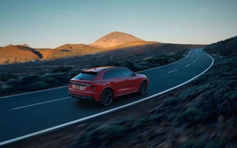 2025 Audi RS Q8 engine