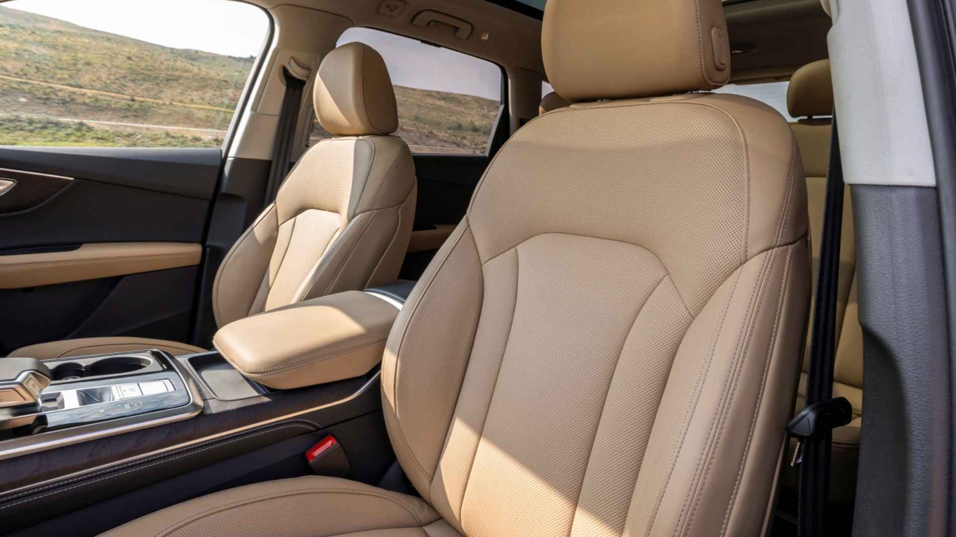 Understanding the Luxury SUV Segment