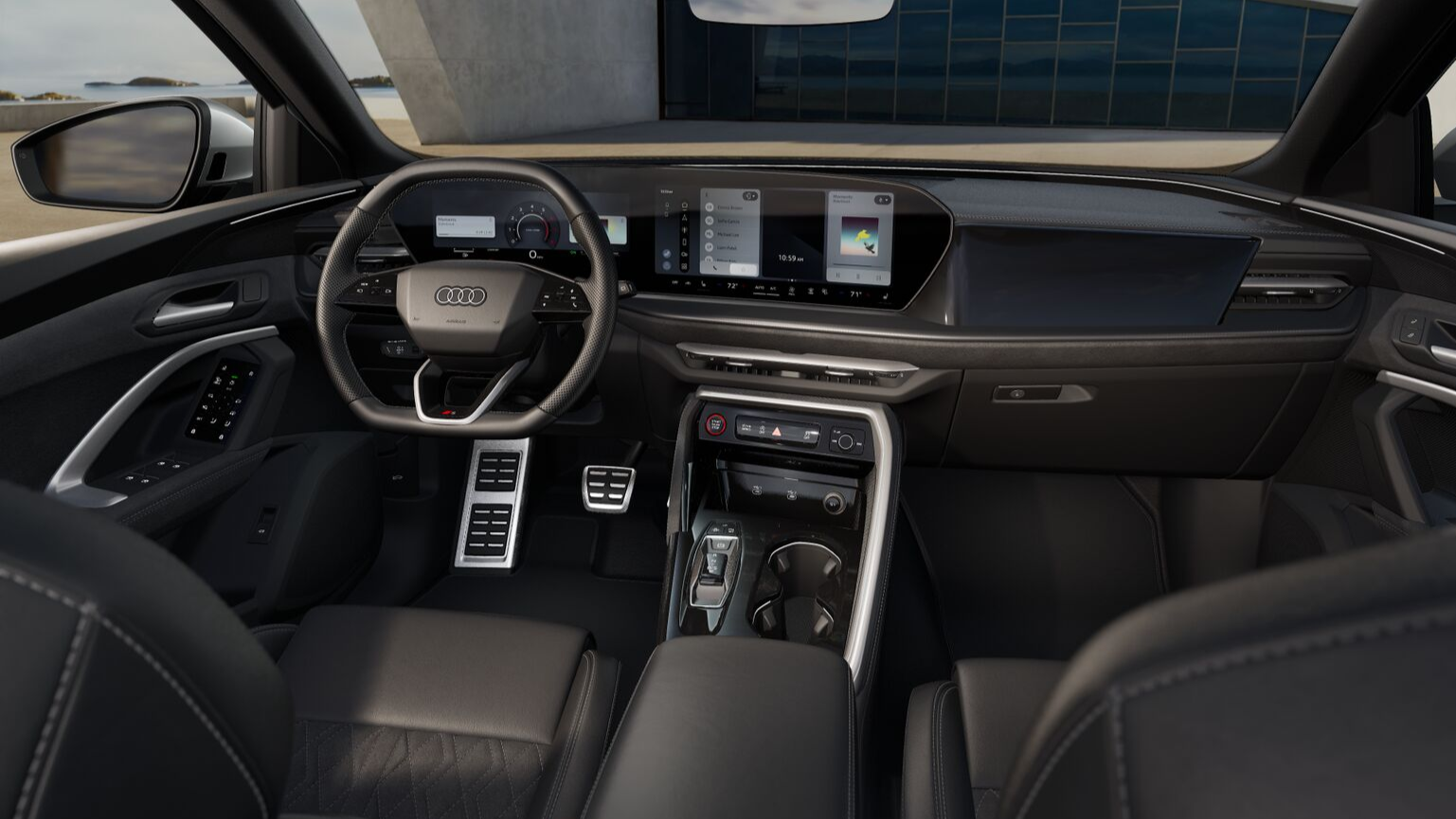 View of technology on the dashboard inside of the 2026 SQ5. 