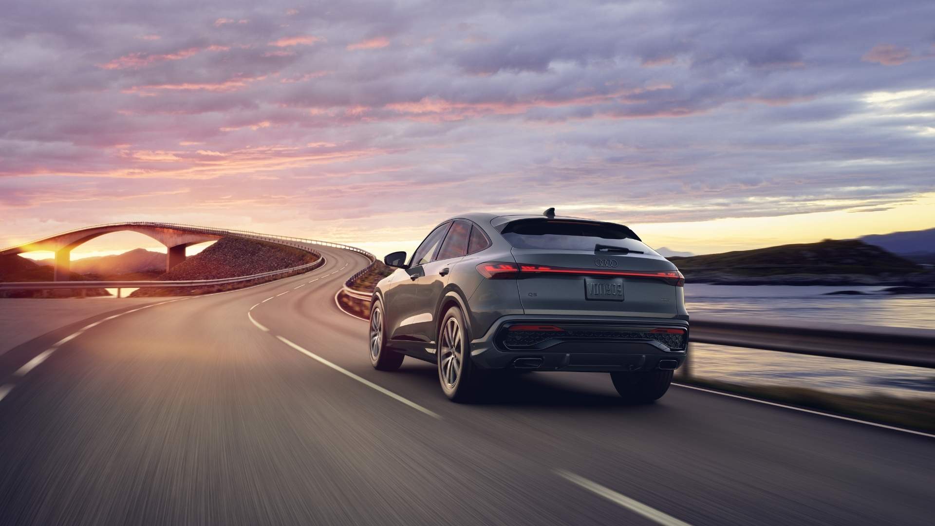 What Are the Differences Between Audi Q5 SUV and Q5 Sportback?