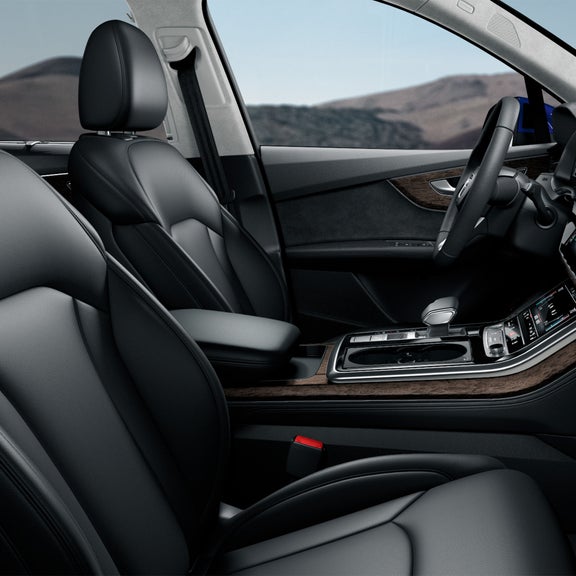 Interior view of the Audi Q7.