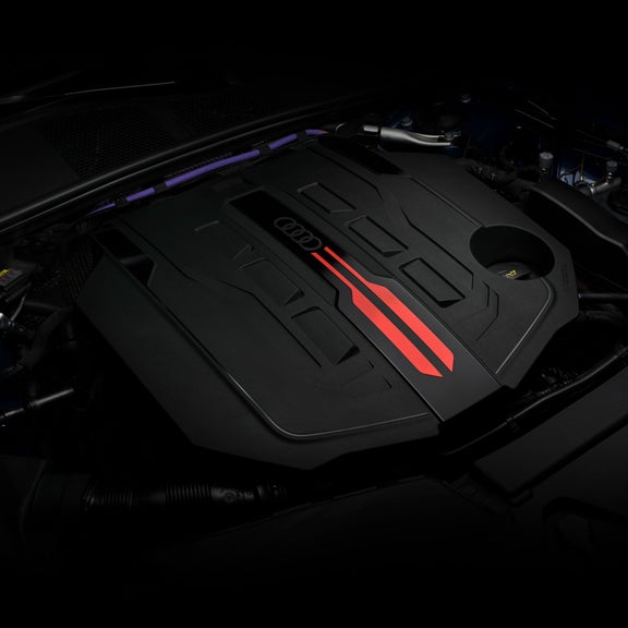 Close up of the engine in the Audi SQ5 Sportback accelerating.