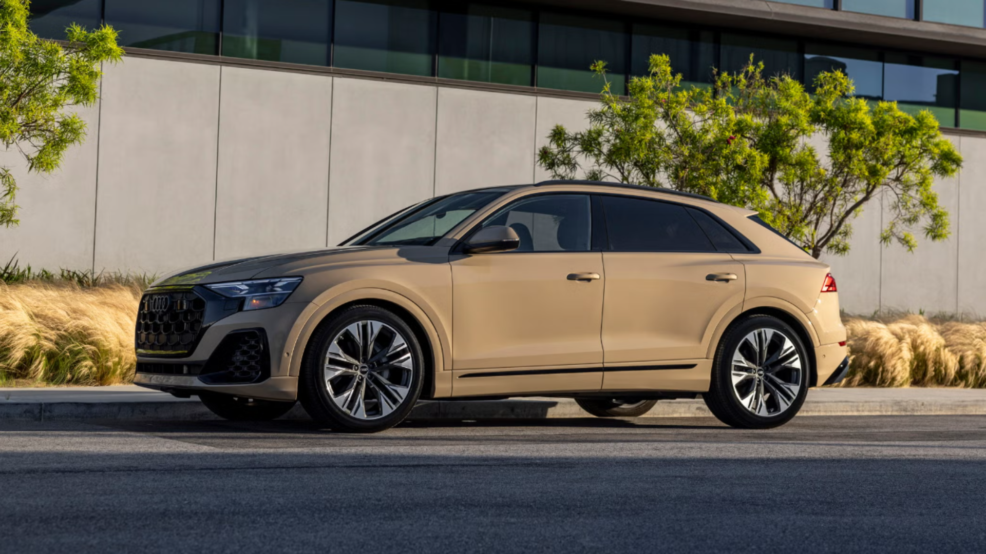2025 Audi Q8 For Sale Near Waukesha, WI