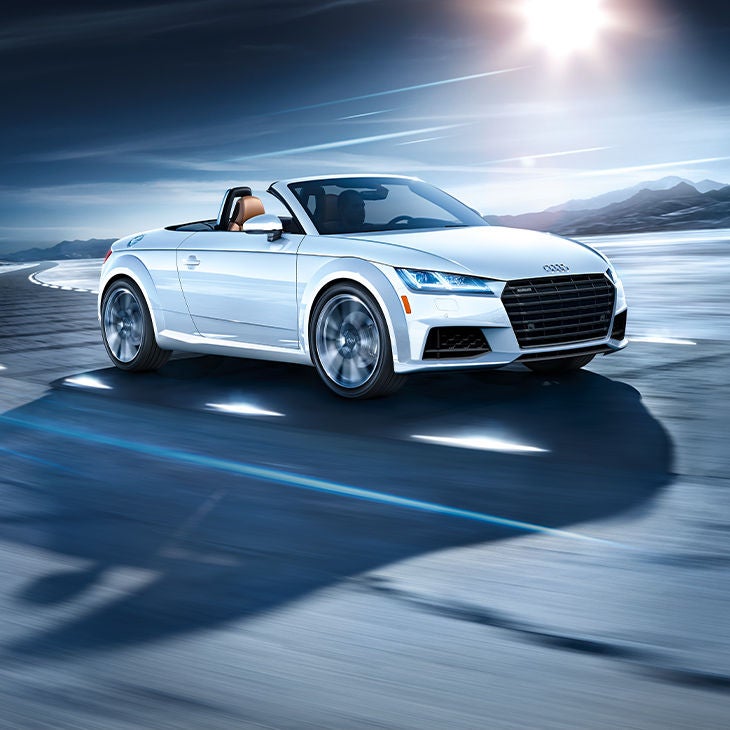 Vue avant aux trois quarts de l’Audi TT Roadster.