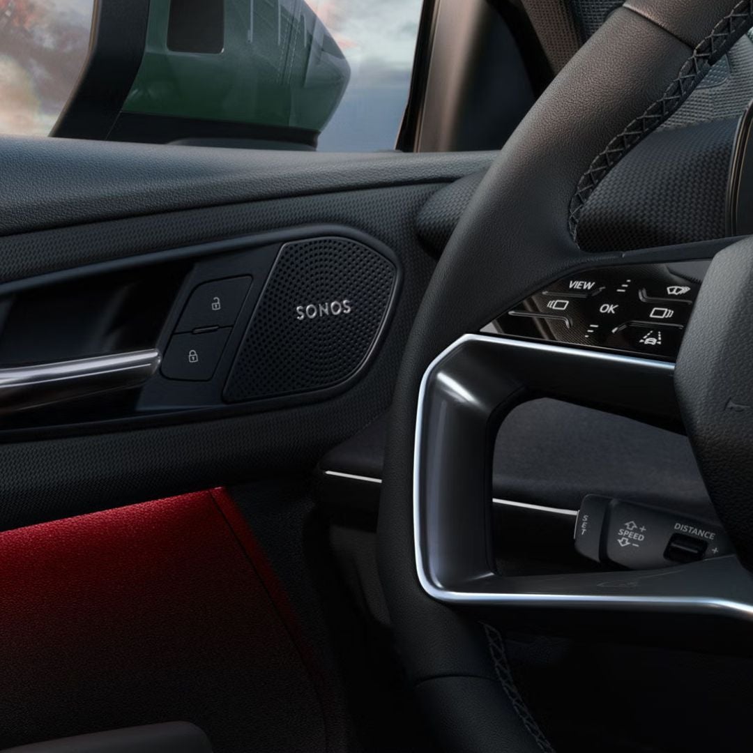 Image of a Sonos speaking inside the 2026 Q3