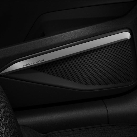 Close-up of the Bang & Olufsen speakers in the Audi e-tron. 